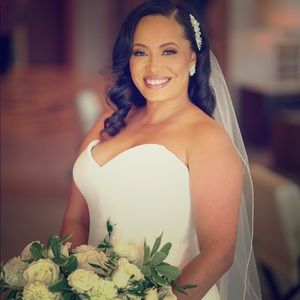 CHAPEL LENGTH VEIL, PENCIL EDGE. David’s Bridal.